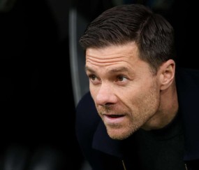 阿隆索为何注定在皇马失败？西甲名宿点破核心原因。下一站利物浦？|哈维·阿隆索|勒沃库森|杰拉德|皇家马德里|阿隆-皮埃尔_新浪体育_新浪新闻