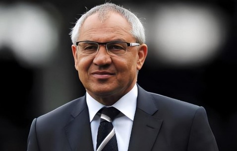 星空体育官网-韩鹏出任鲁能教练组组长！宿茂臻又同时挂帅，队员到底该听谁的？