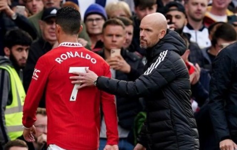 星空体育-滕哈赫：处罚C罗是要维护准则，我更喜欢队里有C罗